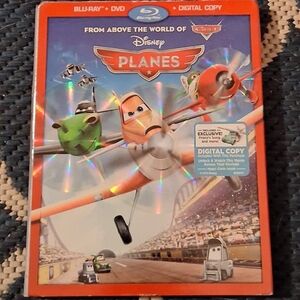 Walt Disney PLANES on BLU-RAY + DVD + DIGITAL COPY
